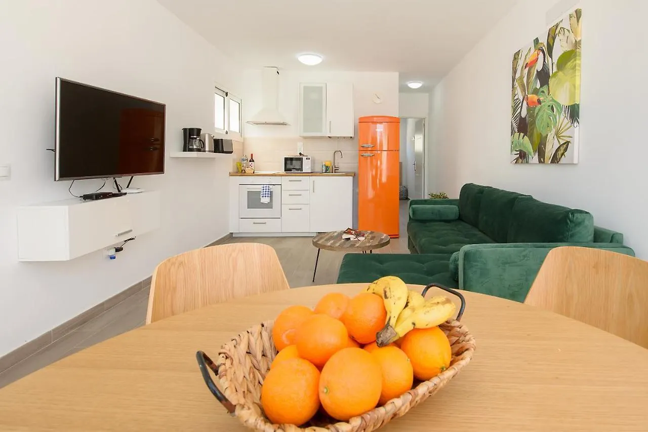 بويرتو ذيل كارمين Orange Volcano Apartment, Free Access To The Fariones Sports Center 0*, بويرتو ذيل كارمين إسبانيا
